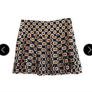 THEORY pleated skirt size 6